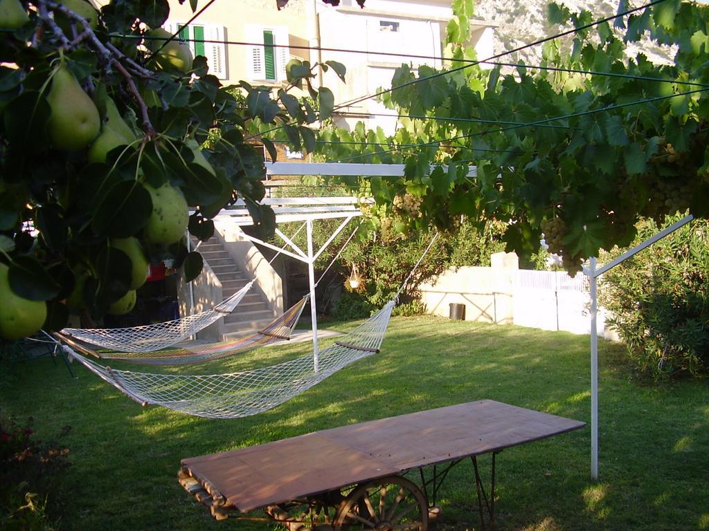 Guest House Darinka Draga Bašćanska Extérieur photo